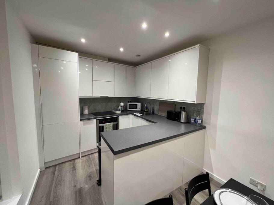 לונדון Stunning 3Br Maisonette In Brixton מראה חיצוני תמונה