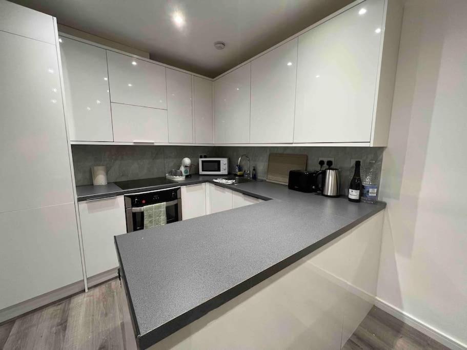 לונדון Stunning 3Br Maisonette In Brixton מראה חיצוני תמונה