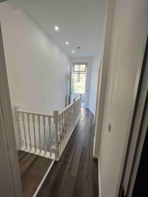לונדון Stunning 3Br Maisonette In Brixton מראה חיצוני תמונה